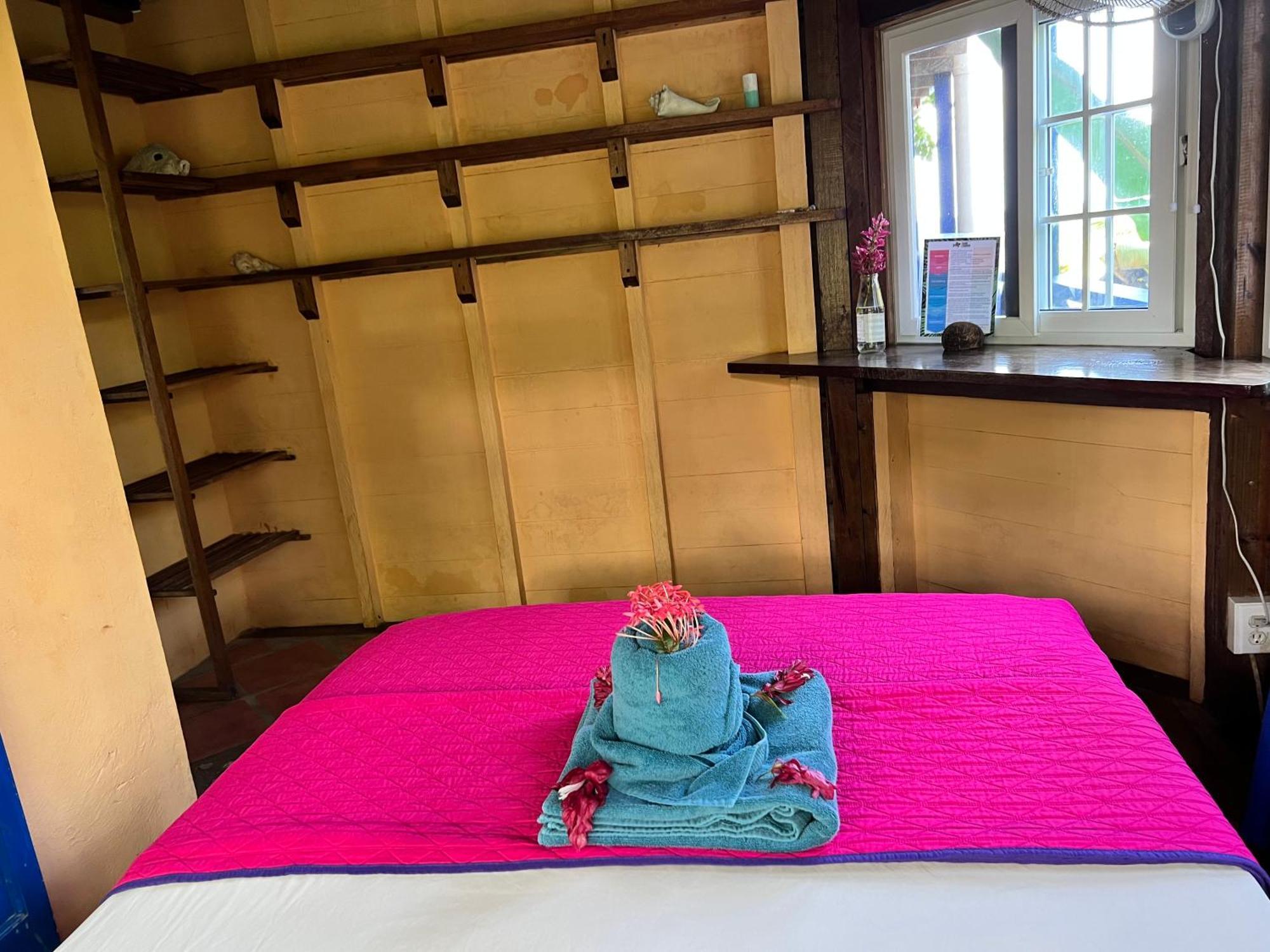 Tesoro Escondido Ecolodge Cabinas Bocas del Toro Kamer foto